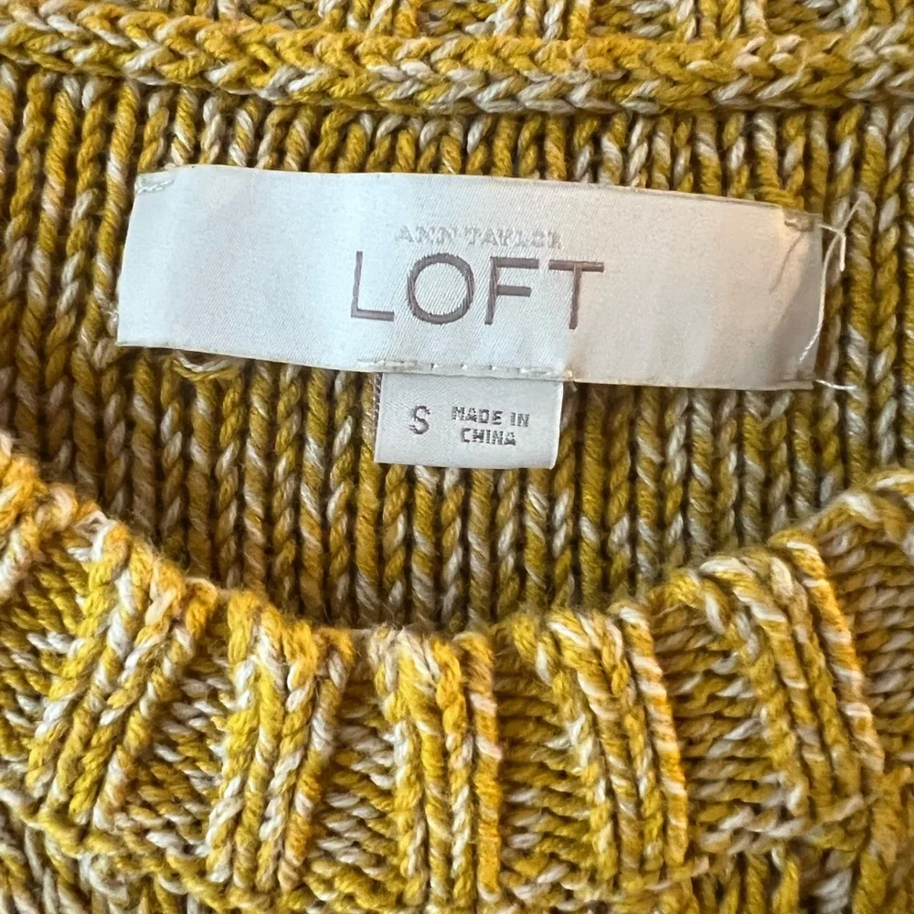 Yellow loft sweater - Picture 2 of 3